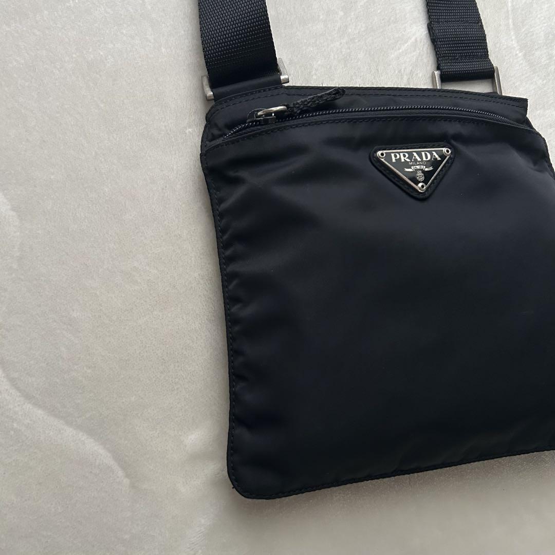 PRADA プラダ ショルダーバッグ ミニ ブラック