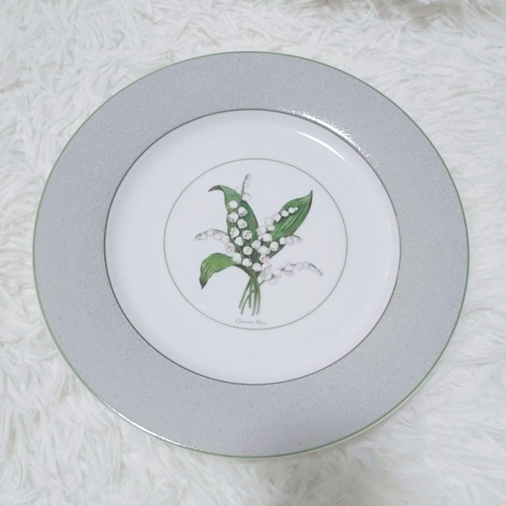 【美品】6枚セット クリスチャン・ディオール ミリラフォーレ 銘々皿 鈴蘭 上品 美品】6枚セット クリスチャン・ディオール ミリラフォーレ 銘々