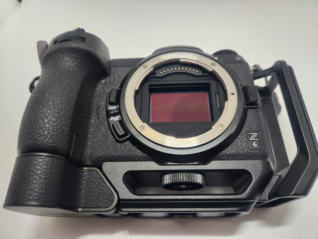 Nikon Z6　純正エクステンドグリップ/縦位置ブラケット付き