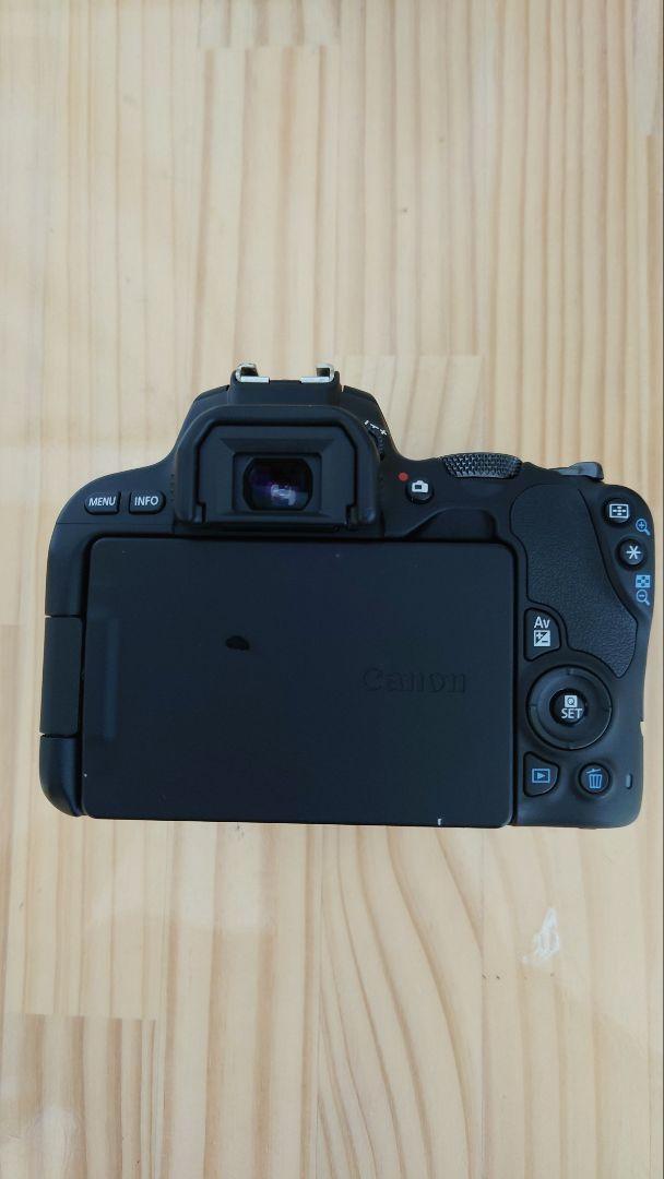 ★美品★ Canon キャノン EOS Kiss X9 ストラップ付♪