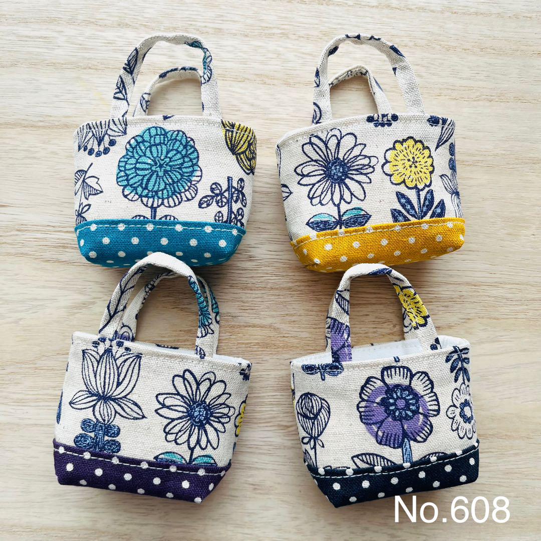 No.608 手のひらサイズの小さなトートバッグ 4個セット