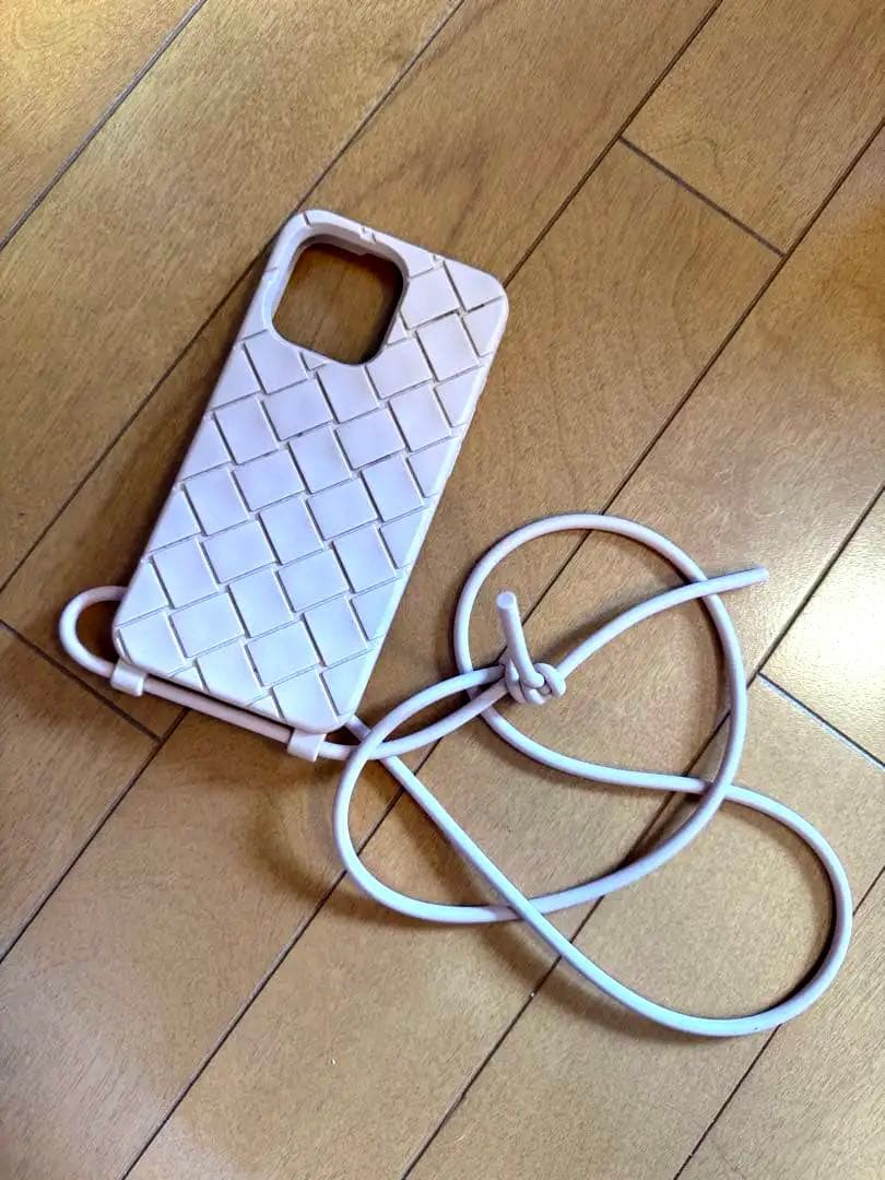 数回使用　ボッテガ　iPhone 15 pro max ケース　ピンク
