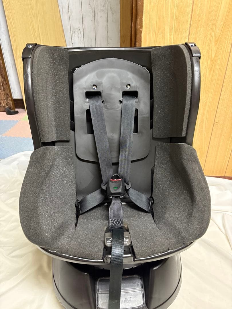 コンビ クルムーヴ エッグショック PJ チャイルドシート 新生児 超美品 コンビ クルムーヴ エッグショック PJ チャイルドシート 新生児 超美品