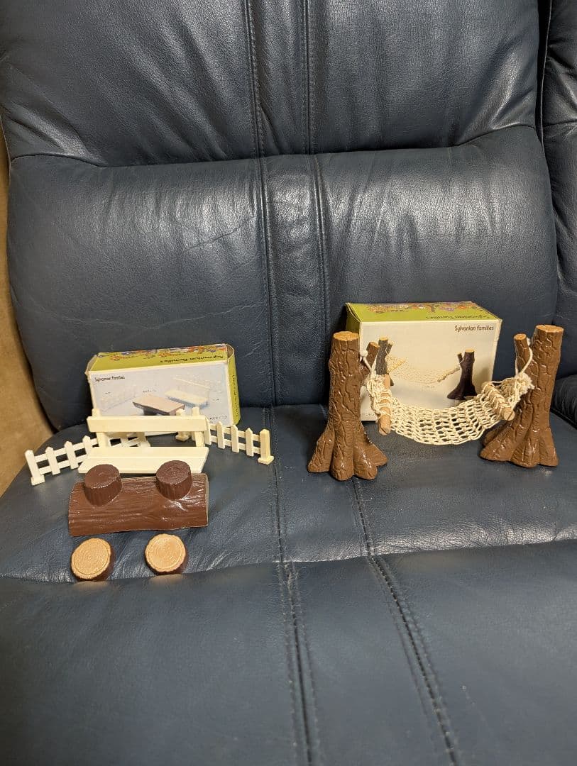 シルバニアファミリー 人形と遊び道具セット