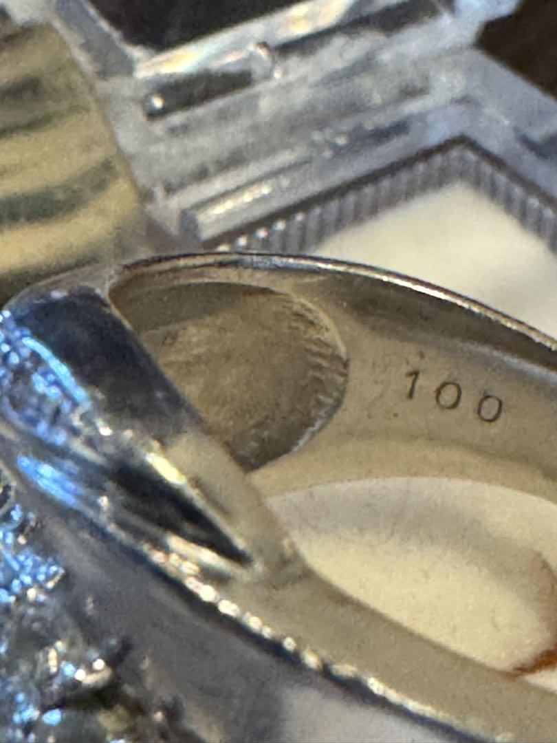 pt900 エレガント波状ダイヤデザインリング　10g