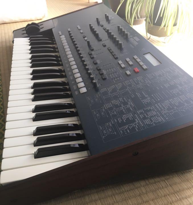 KORG MS2000
