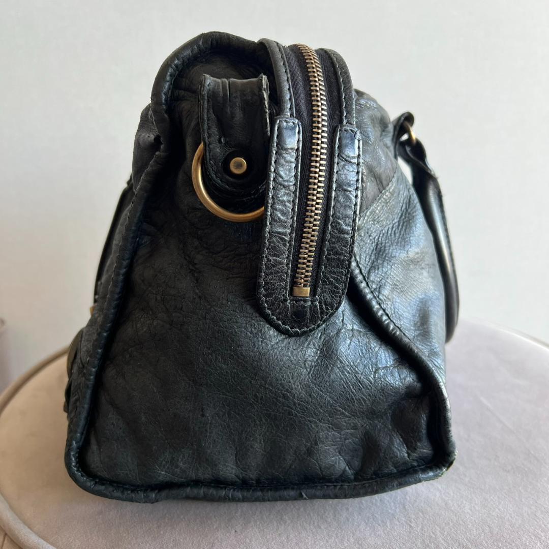 相場最安値‼️バレンシアガ シティ ツィギー レザー ハンドバッグ 黒 2way 相場最安値‼️バレンシアガ シティ ツィギー レザー ハンドバッグ 黒 2way