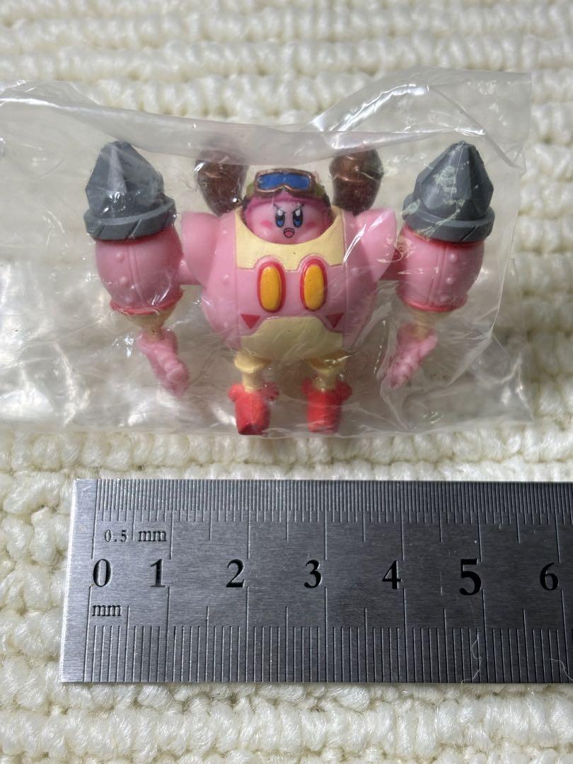 星のカービィ レア ご当地 キーホルダー 缶バッジ ソフビ フィギュア等 12点