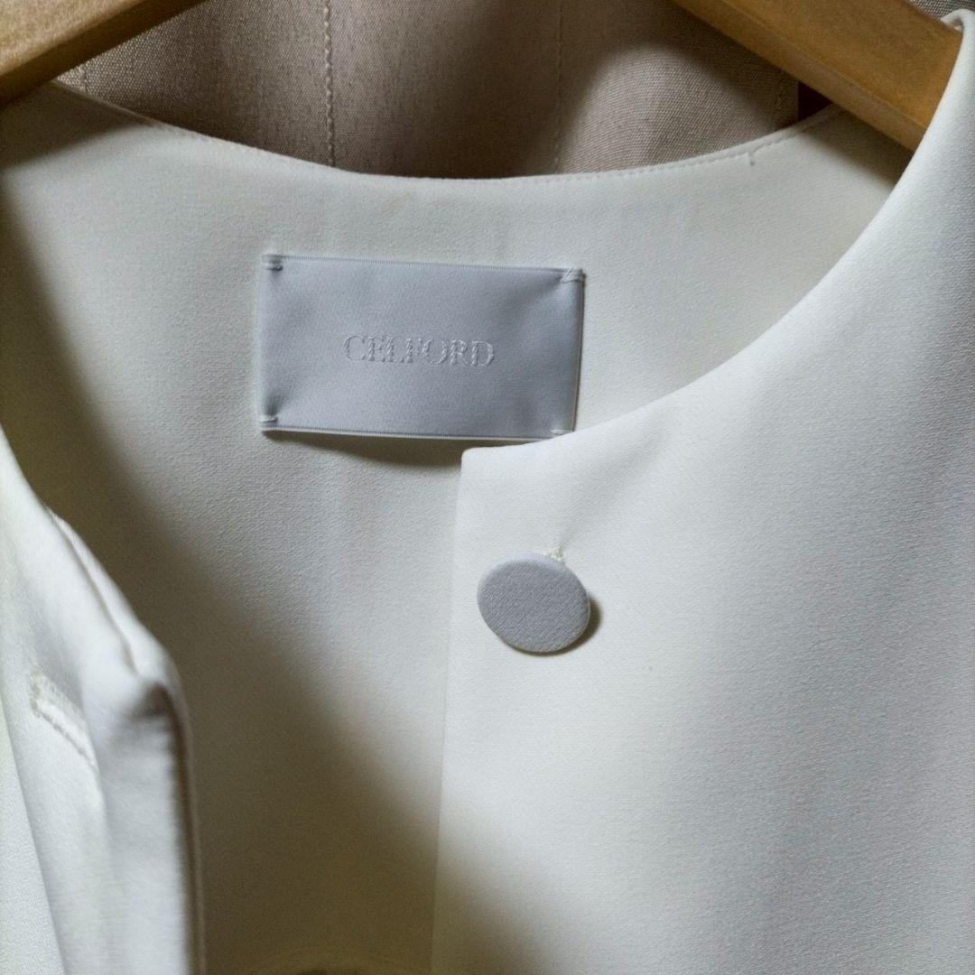 CELFORDセルフォード フリルスリーブジレベスト アイボリー 完売商品 CELFORDセルフォード フリルスリーブジレベスト アイボリー 完売商品