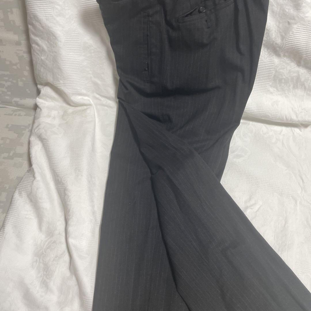 プラダ　スーツ　黒　ストライプ　PRADA