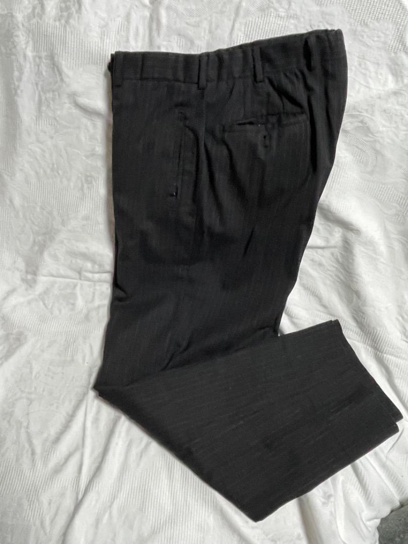 プラダ　スーツ　黒　ストライプ　PRADA