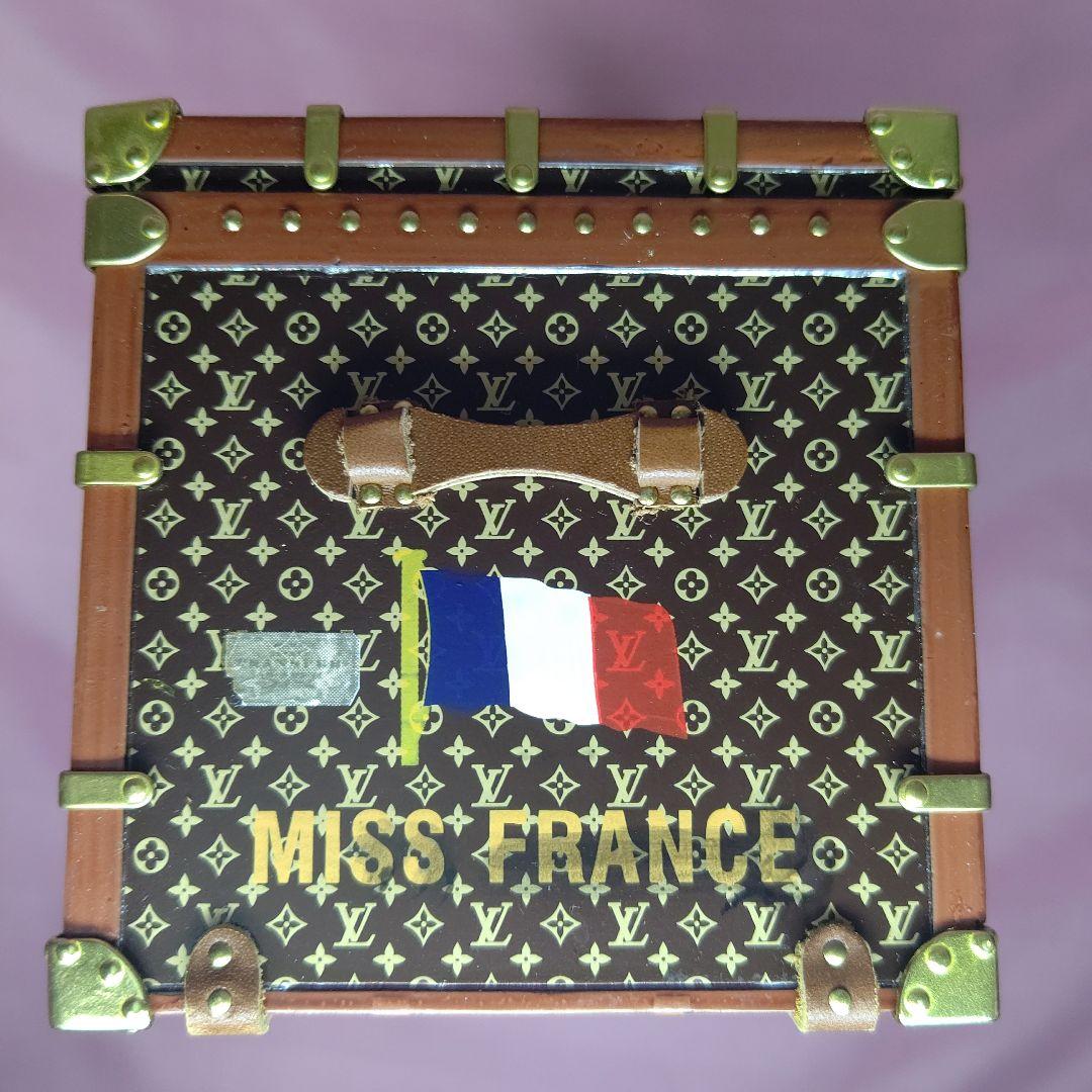 LOUIS VUITTON ミスフランス モノグラムトランク ペーパーウェイト LOUIS VUITTON ミスフランス モノグラムトランク ペーパー