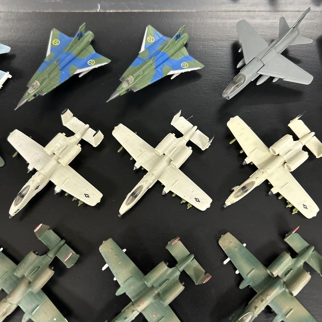 チョコエッグ　戦闘機　19種　50機　まとめてCセット