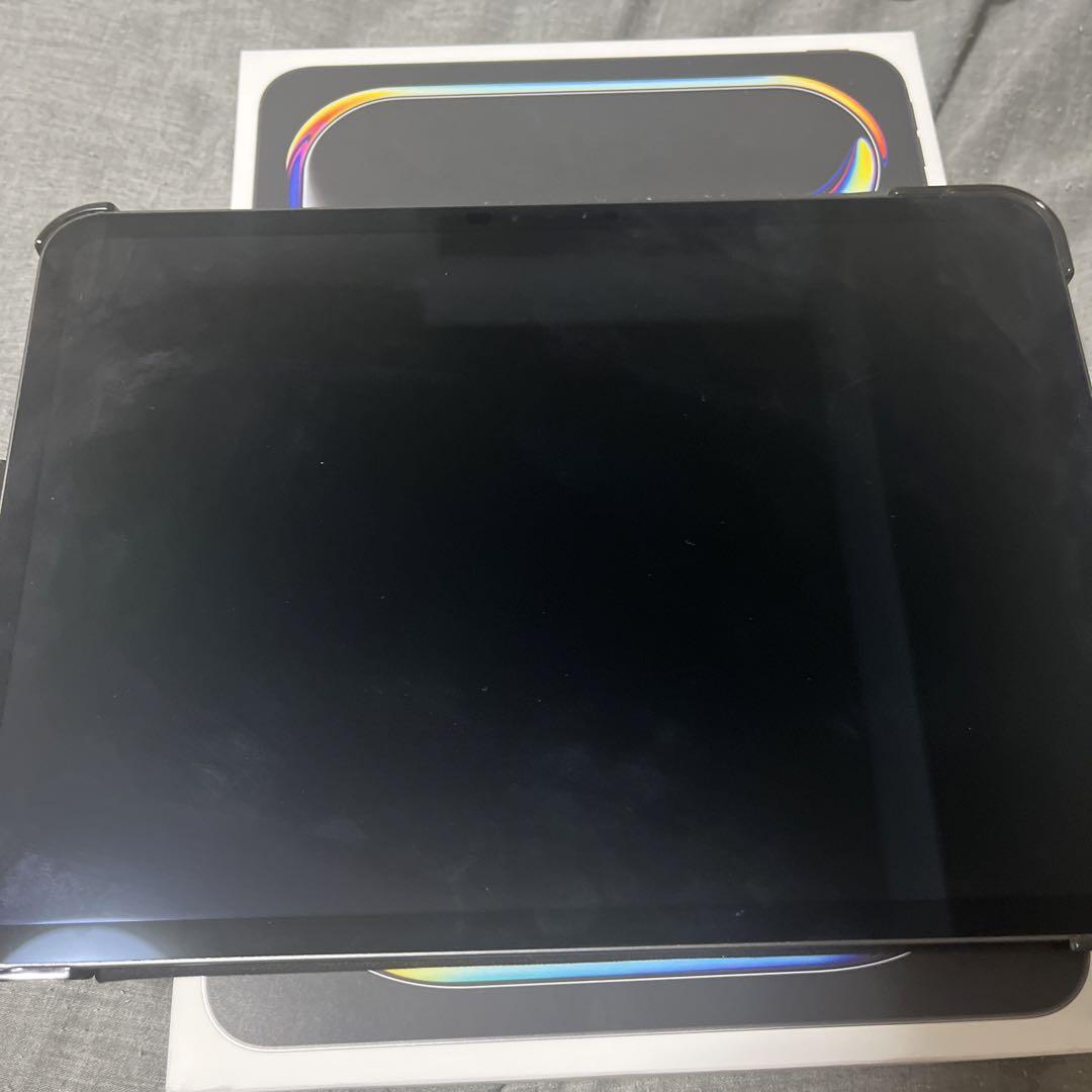 M4 iPadPro11インチ 2024モデル本体 付属品 カバー スタンド付き M4 iPadPro11インチ 2024モデル本体 付属品 カバー スタンド付き