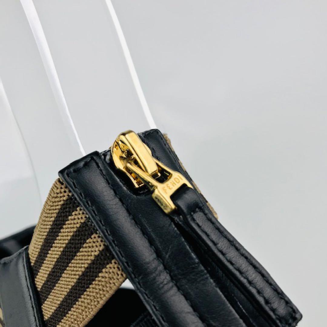 FENDI★レザーメタルロゴ付ストラップウェッジソール サンダル(34 1/2)