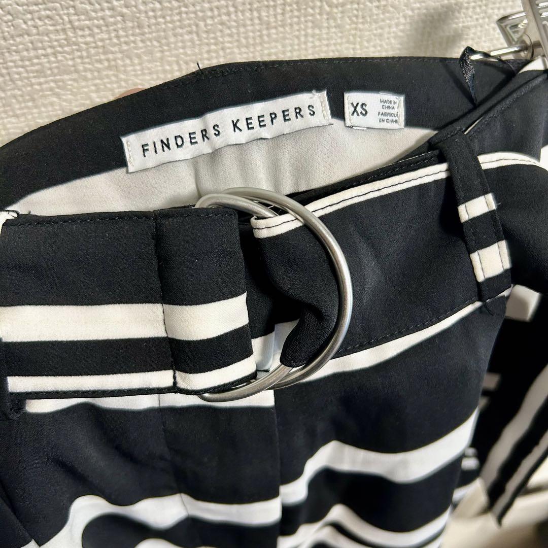 FINDERS KEEPERS ベルト付パンツ