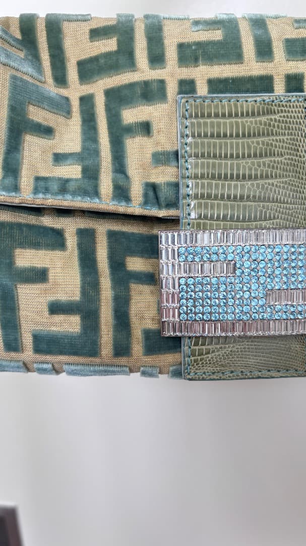 Fendi ショルダーバッグ バケット　スパンコール　ビーズ