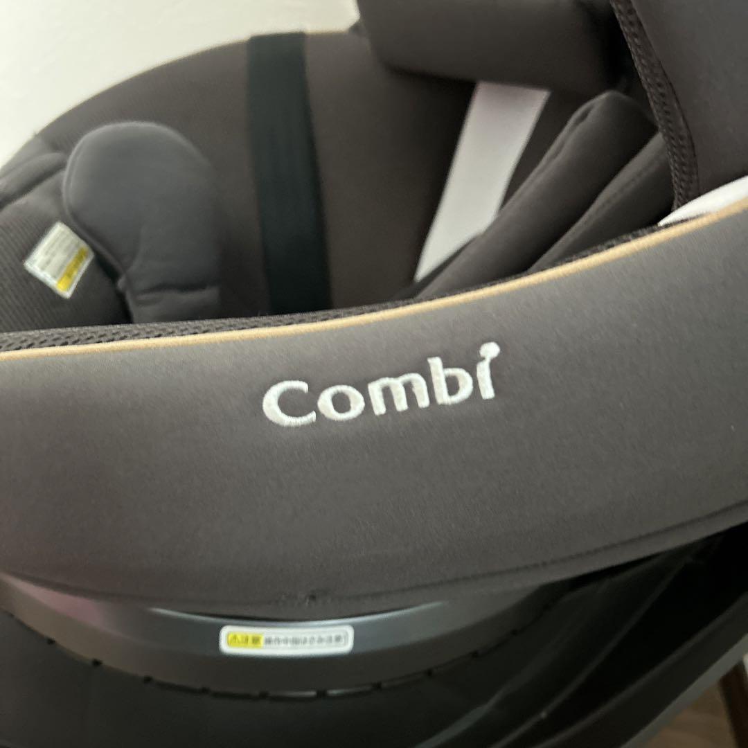 Combi クルムーヴスマート　ISOFIXシリーズ　チャイルドシート ブラウン