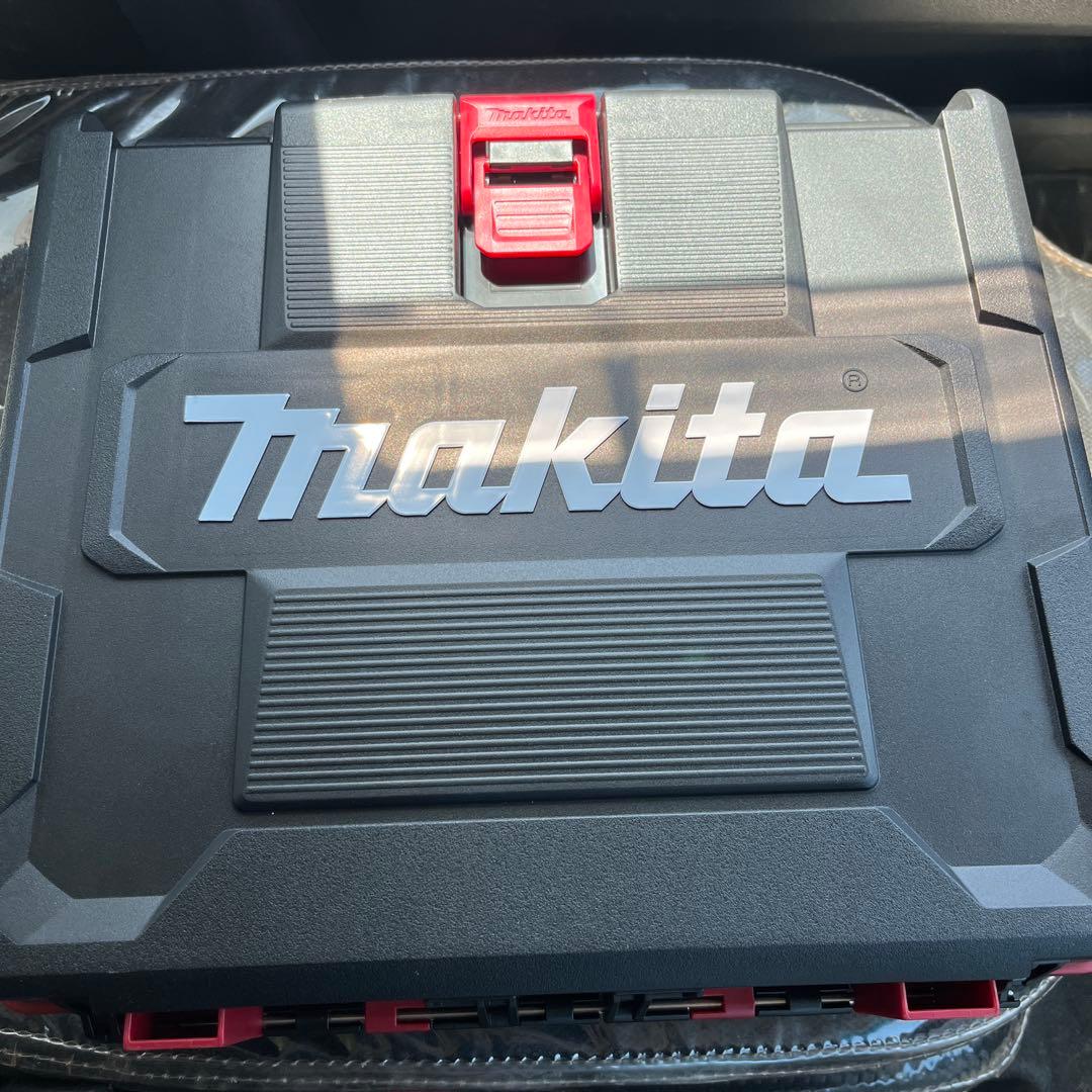 Makita 40V インパクトドライバー TD002GRDXB