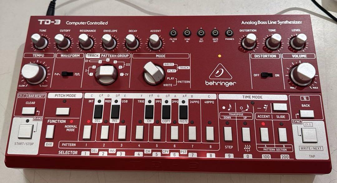 behringer TD-3-RD アナログシンセサイザー Amazon | ベリンガー Behringer アナログベースライン