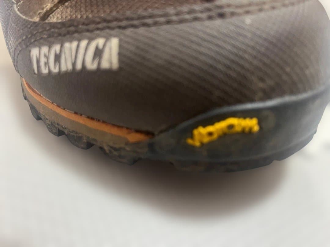 登山靴 ビブラムソール ブラウン ハイカット 登山靴 ビブラムソール ブラウン ハイカット