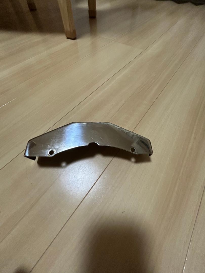 ドラッグスター400　プッシュロッドカバー