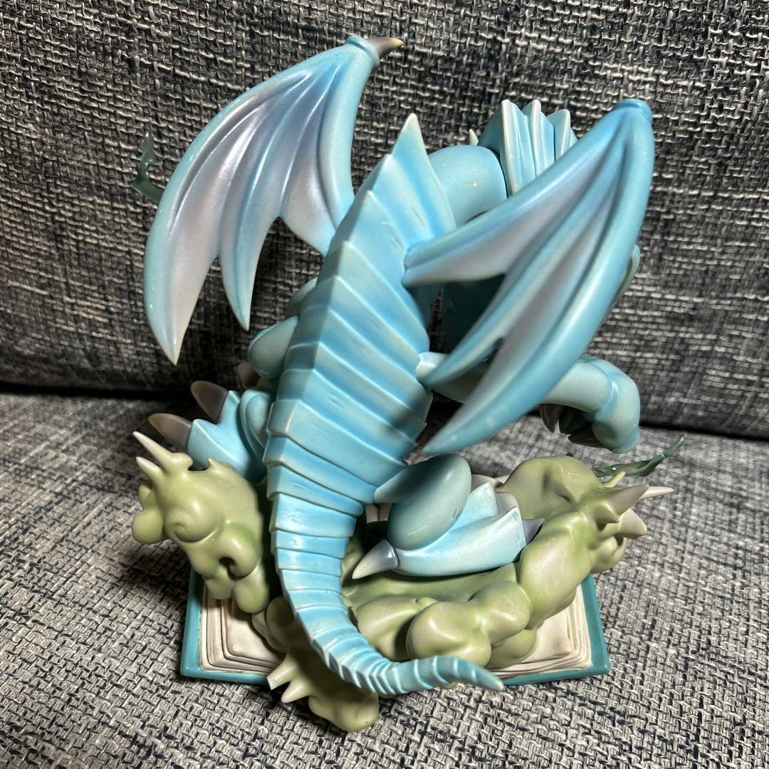 【訳あり】遊戯王DM ブルーアイズトゥーンドラゴン　ガレージキット　スタチュー 訳あり】遊戯王DM ブルーアイズトゥーンドラゴン フィギュア
