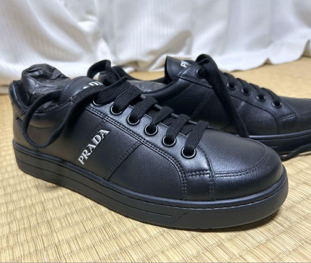 PRADAプラダ レザー ロゴ スニーカー ブラック　【新品未使用】24.5cm