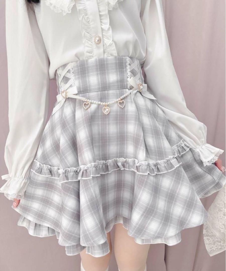 地雷系アイドル風ひざ丈ミニスカート　魅力的なデザイン 地雷系アイドル風ひざ丈ミニスカート 魅力的なデザイン