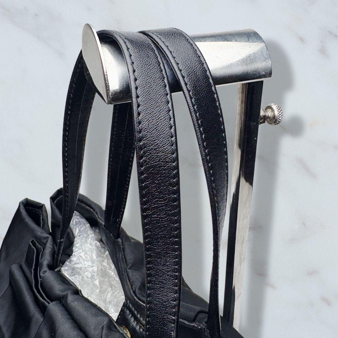 021 PRADA リボン りぼん ハンドバッグ 肩掛け q4