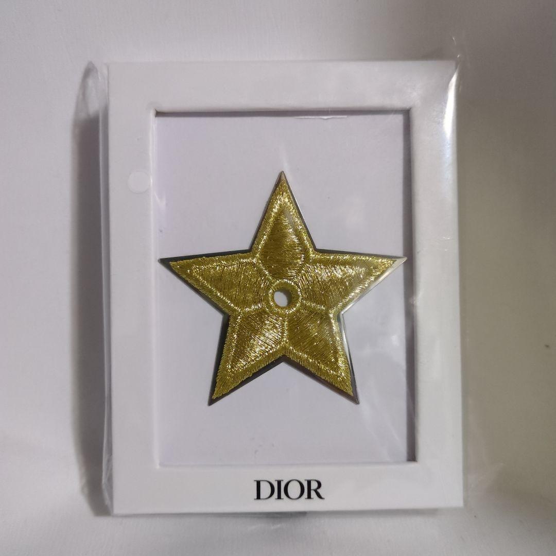 ディオール Dior ノベルティー スター ブローチ ピンバッジ 星柄
