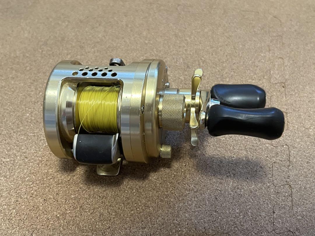 リール SHIMANO CALCUTTA CONQUEST100