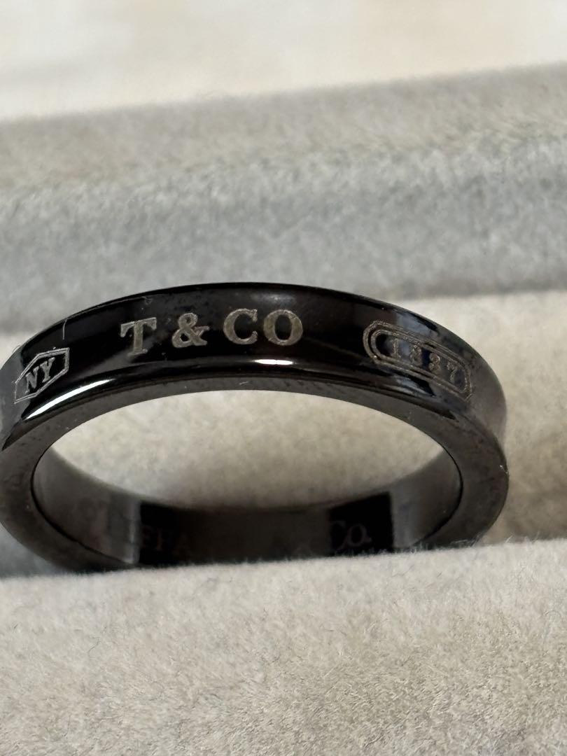 【13号】Tiffany & Co. メンズリング ナローリングブラックチタン