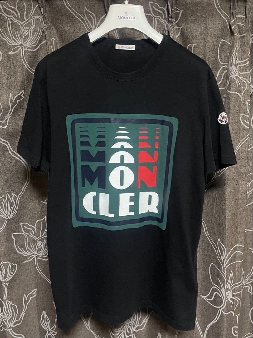 極上★国内正規モンクレール ビッグロゴ 半袖Ｔシャツ M-L相当 クリーニング済