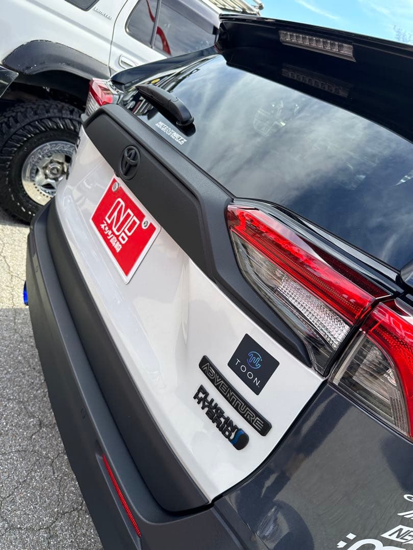 rav4 リアガーニッシュ　ミラー　ドアハンドルカバー　ラプターライナー塗装