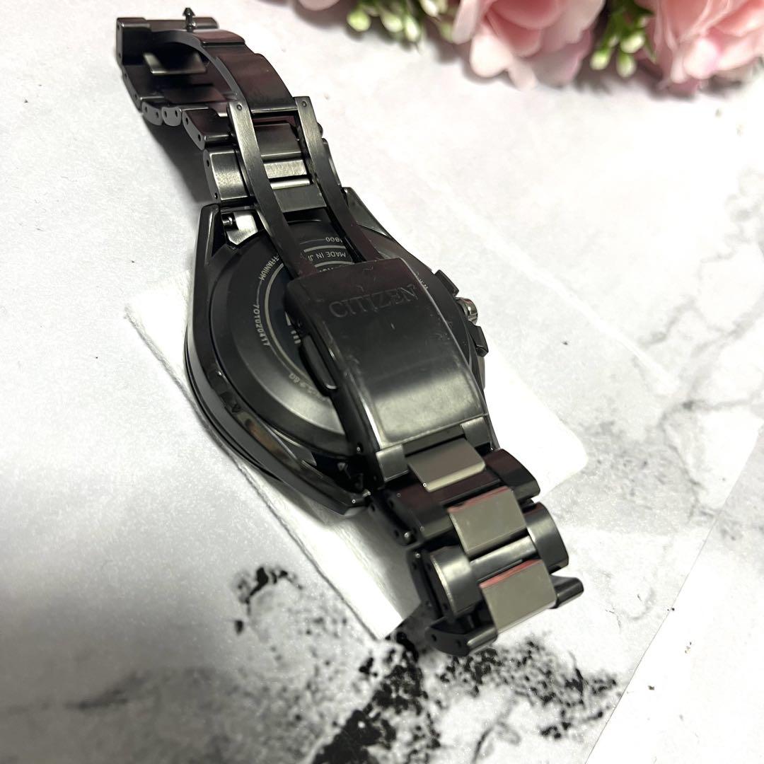 【美品】シチズン アテッサ ブラックチタン サテライトウェーブ ソーラー電波