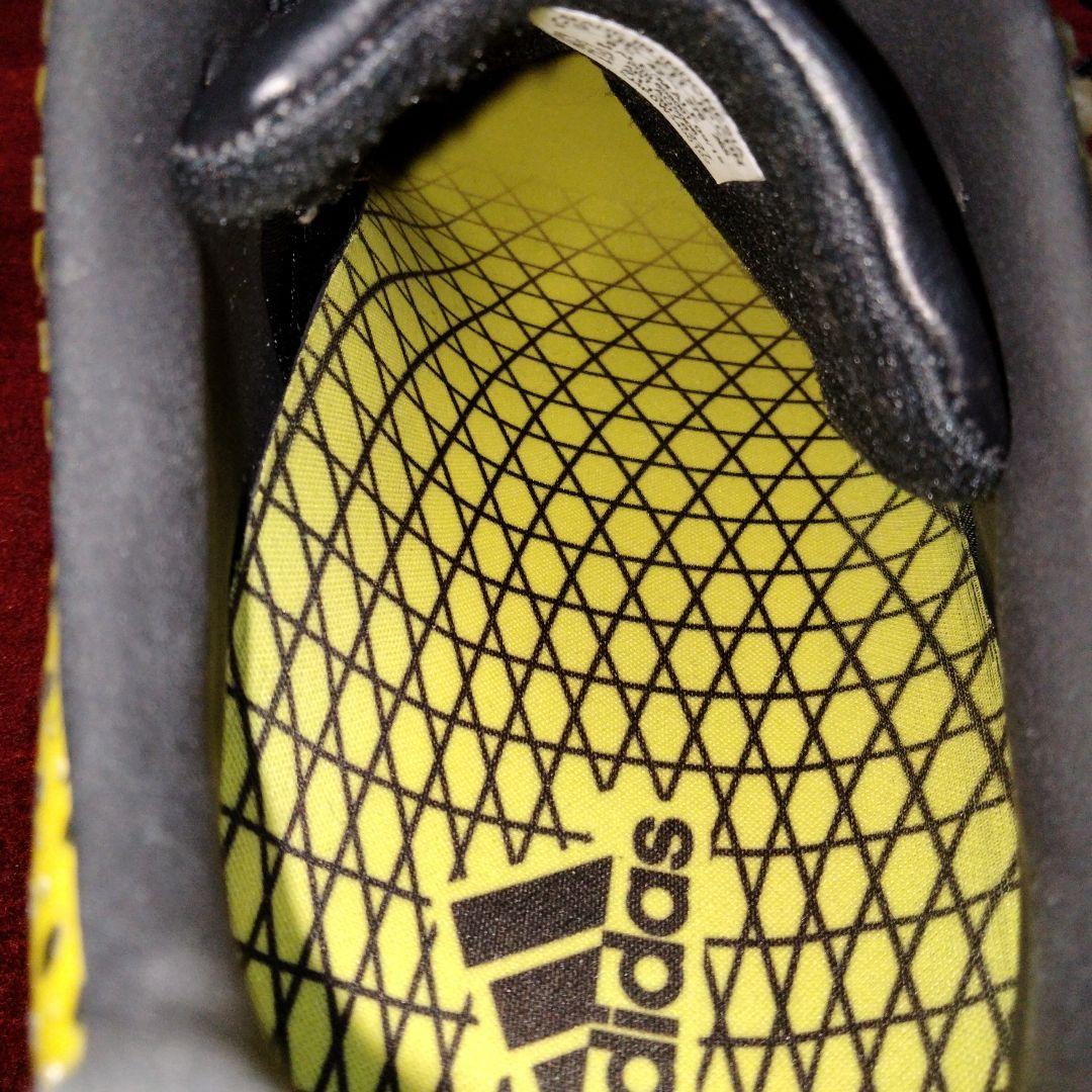 スパイクサッカースパイク