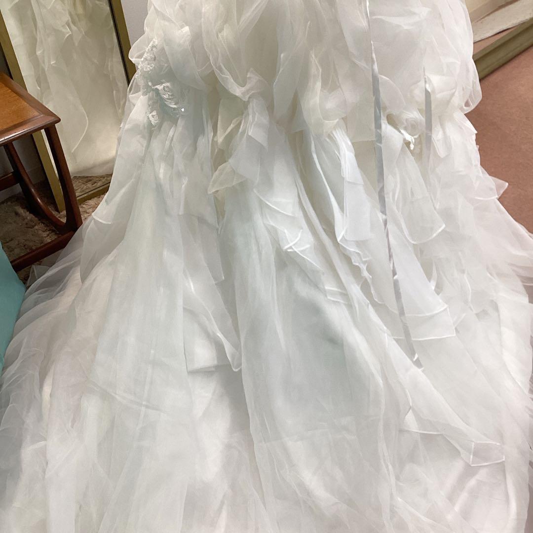 ボリュームたっぷり ウエディングドレス