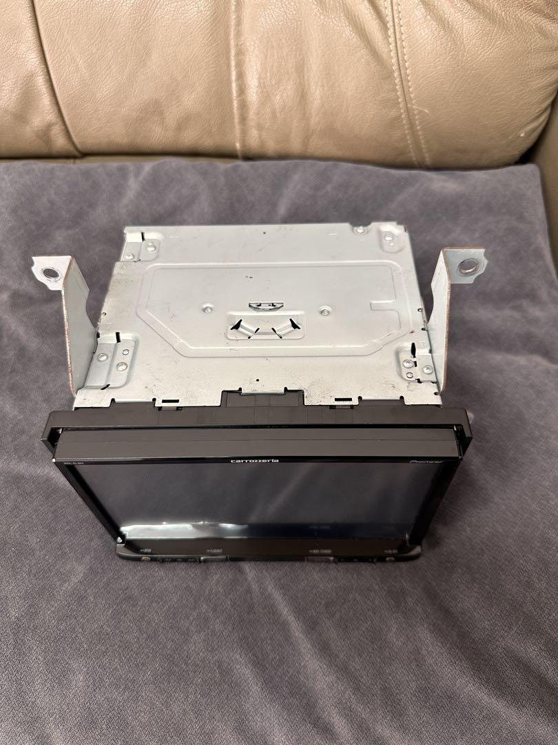 Carrozzeria カロッツェリア AVIC-RL900 8インチ 楽ナビ