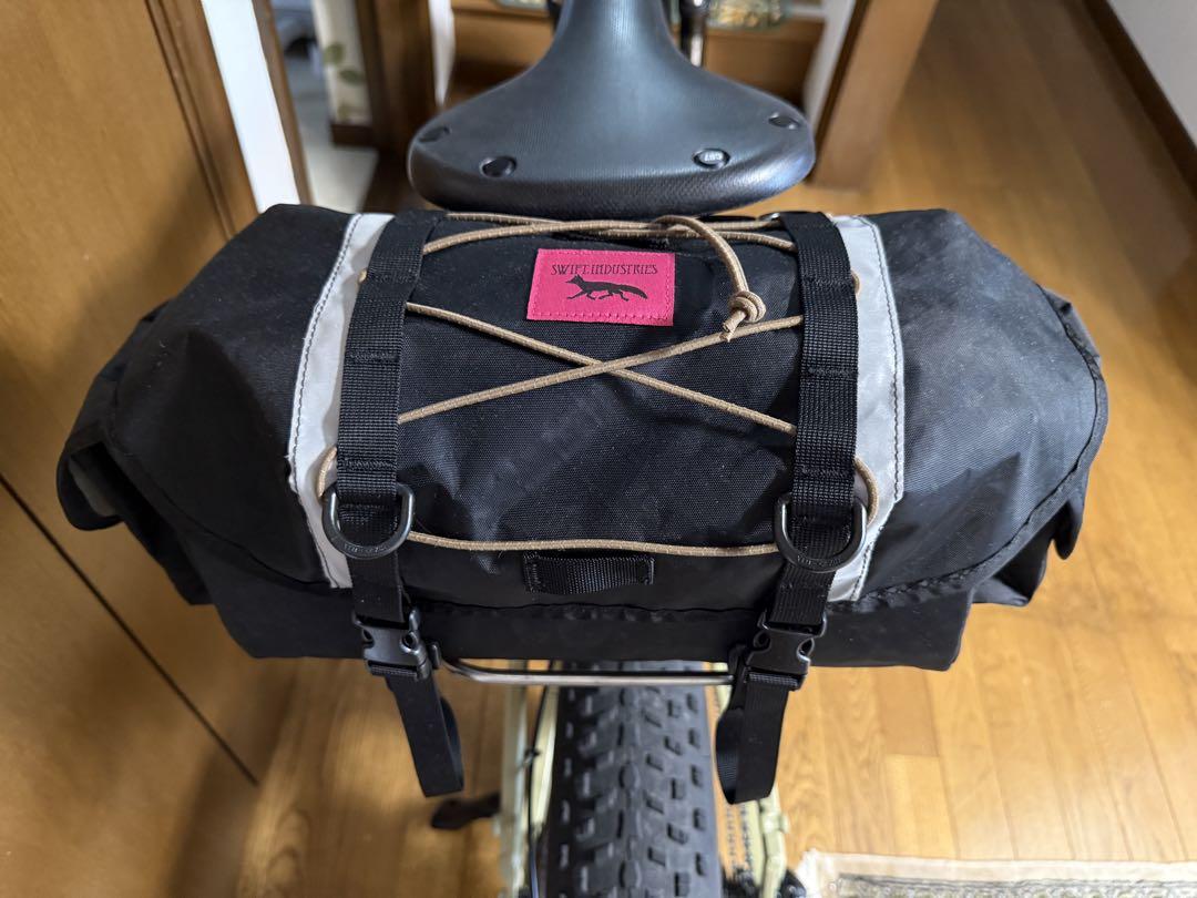 SWIFT INDUSTRIES zeitgeist pack バッグサポーター