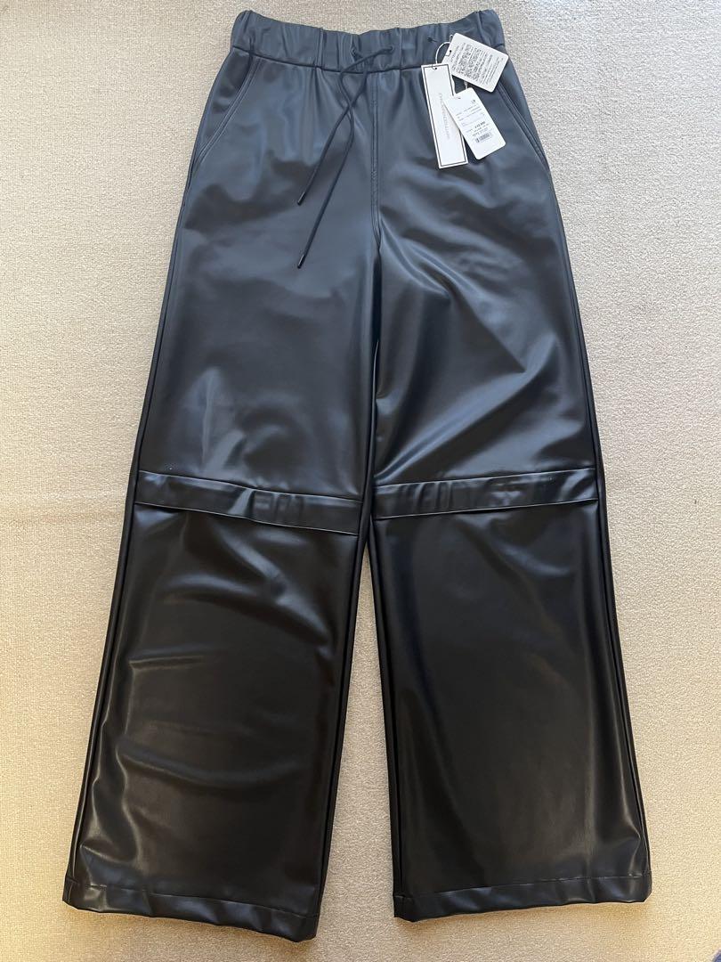 パンツ Stretch vegan leather wide pants
