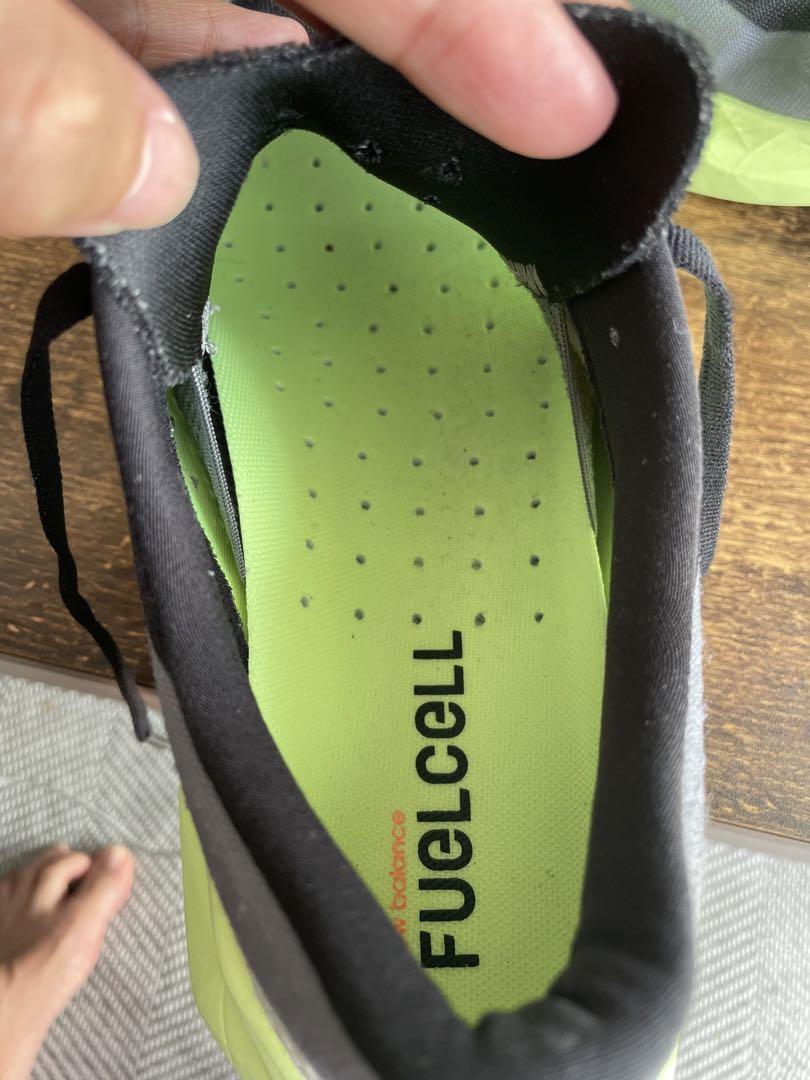 ニューバランス　FuelCell Rebel v4 26.5