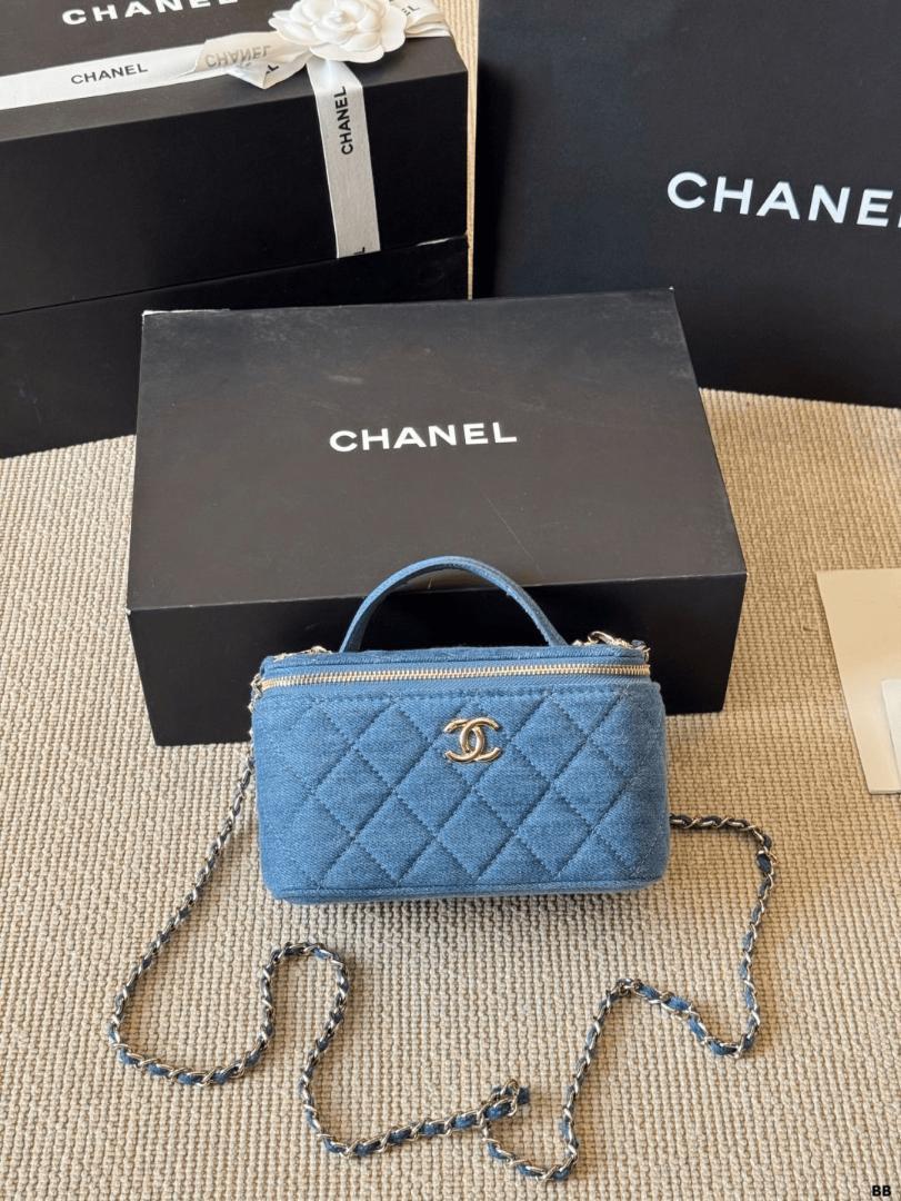 【デニムのブルーが可愛い♡】CHANEL バングル バングル - メタル & デニム、ゴールド & ブルー — ファッション