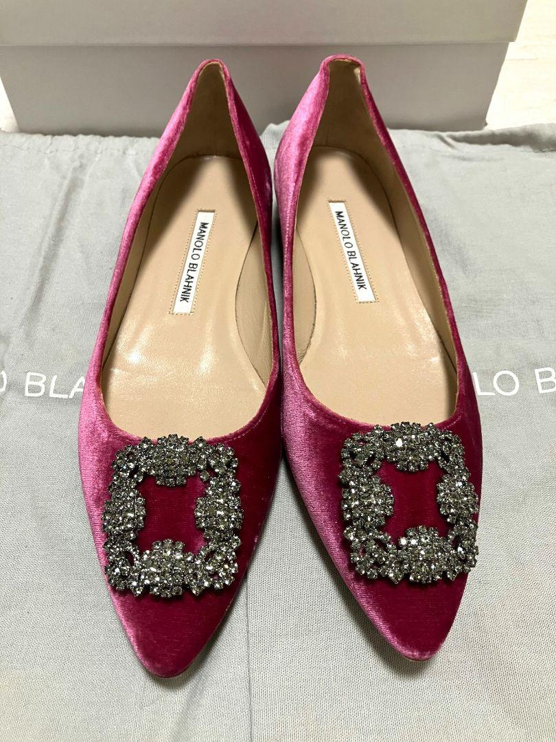 極美品　MANOLO BLAHNIKマノロブラニク　ハンギシフラットパンプス