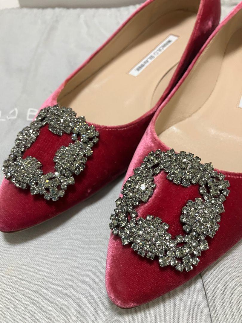 極美品　MANOLO BLAHNIKマノロブラニク　ハンギシフラットパンプス