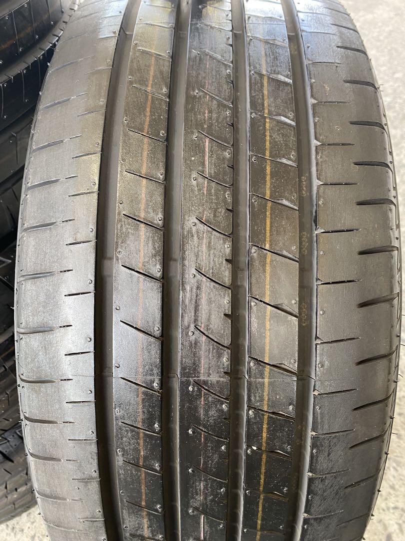 235/45R18 ブリヂストンタイヤ　4本