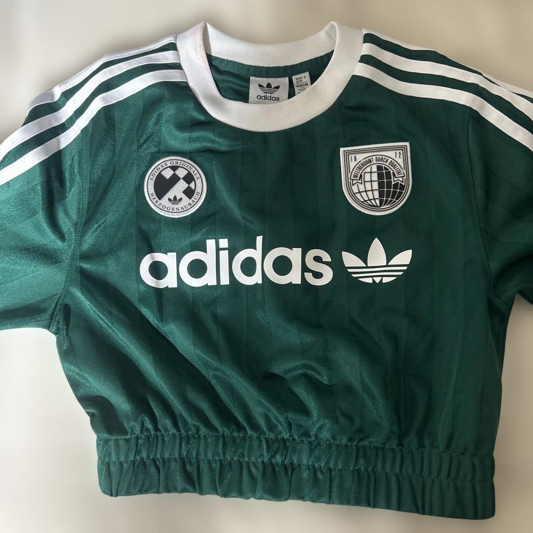 adidas グリーン クロップドジャージ XS