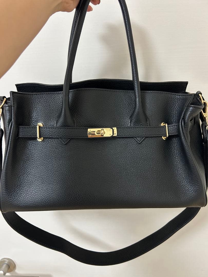 MILOSミロス 黒レザーバッグ