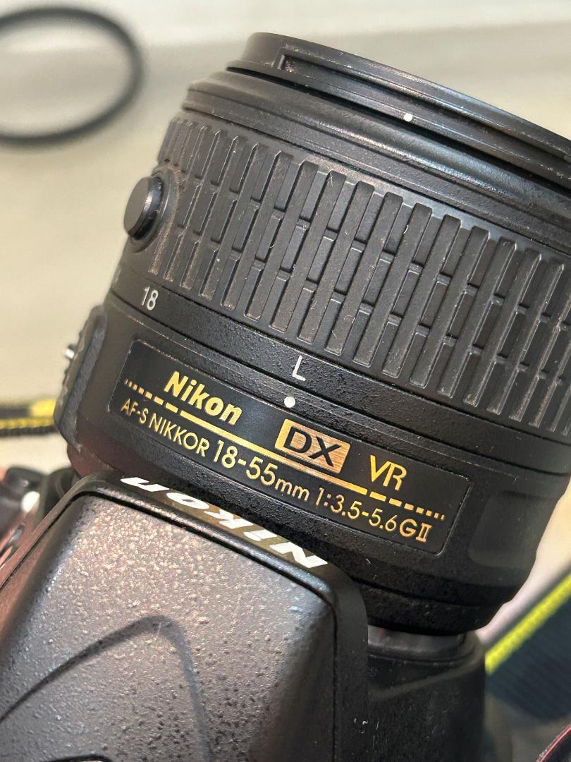 Nikon ニコン デジタル一眼レフ D3300 ショット数 3773回 中古品