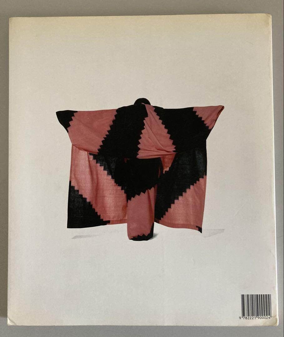 ISSEY MIYAKE PHOTOGRAPHS BY IRVING PENN